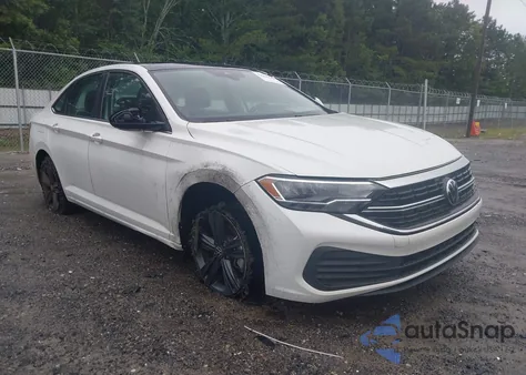 2023 Volkswagen Jetta 1.5T Se from USA, damaged, VIN 3VW7M7BU2PM054139